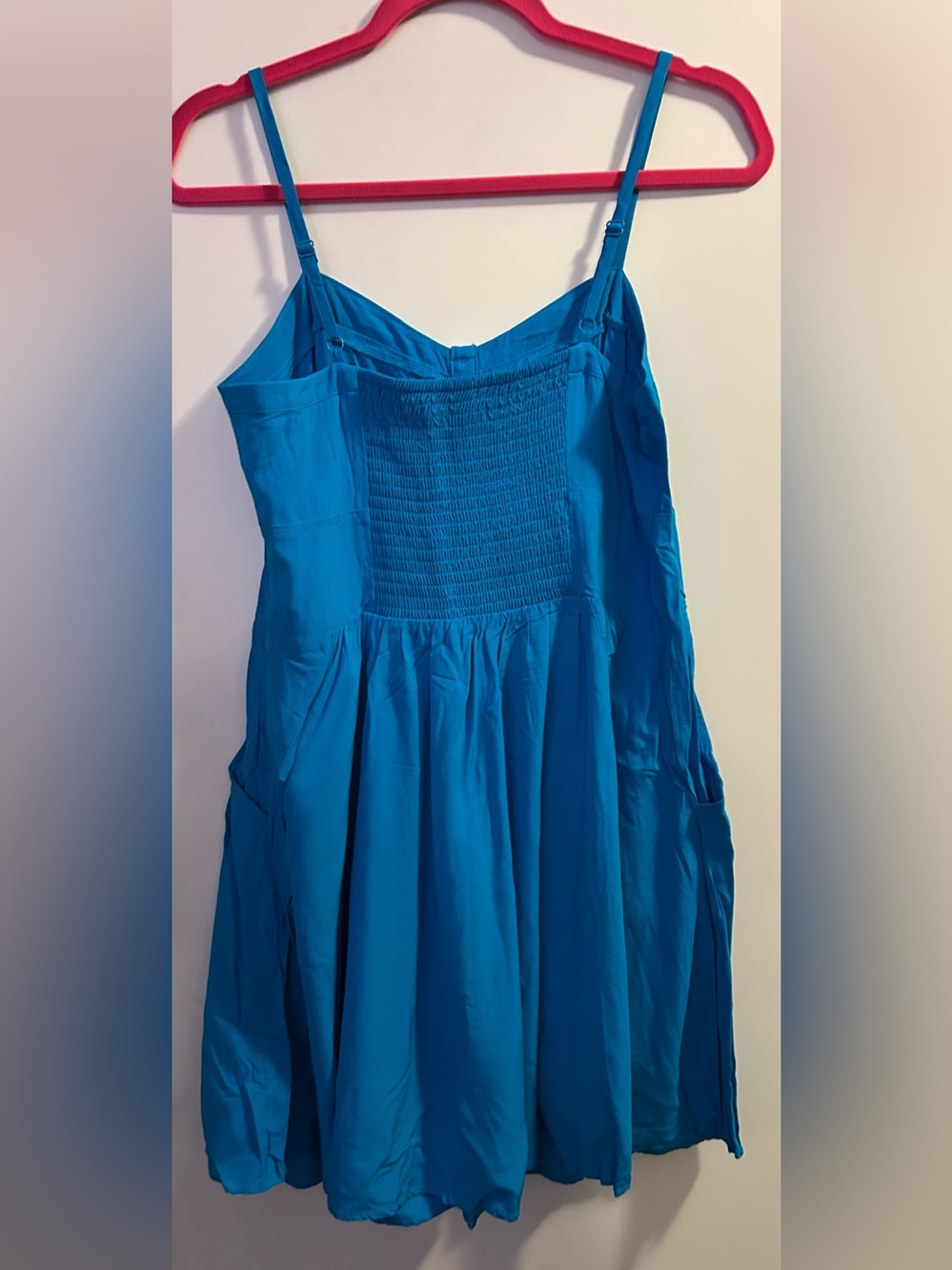 Express smocked back mini dress - Picture 2 of 5